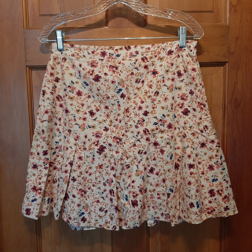 Ro & De Floral Mini Skirt - Size M